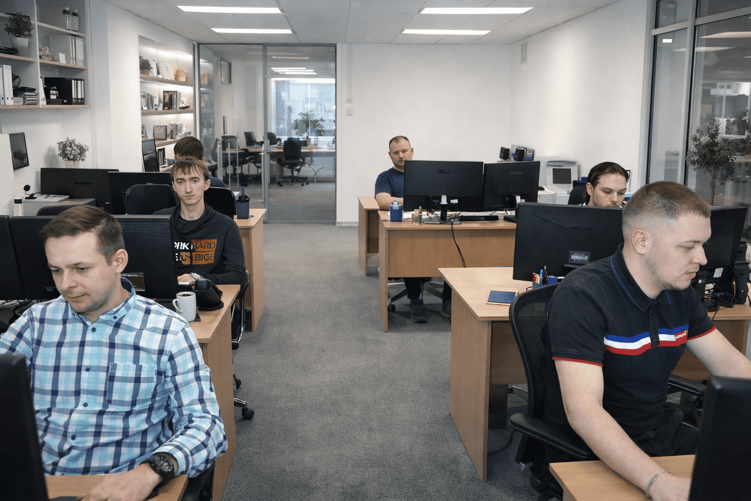 Удаленная и выездная техническая поддержка компьютерной техники и серверов